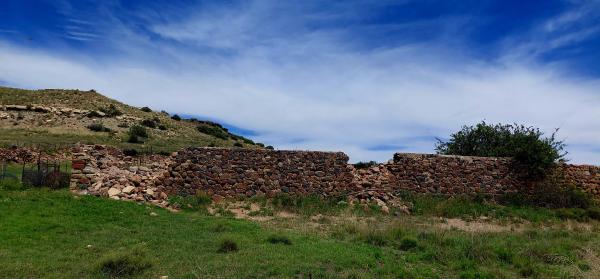 Hanglip Farm kraal walls